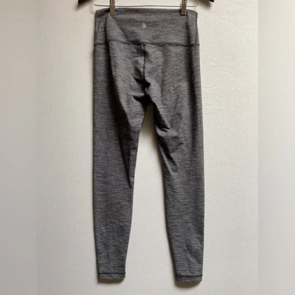 Lululemon Athletica heather black yoga leggings Sz 8 - Picture 2 of 10